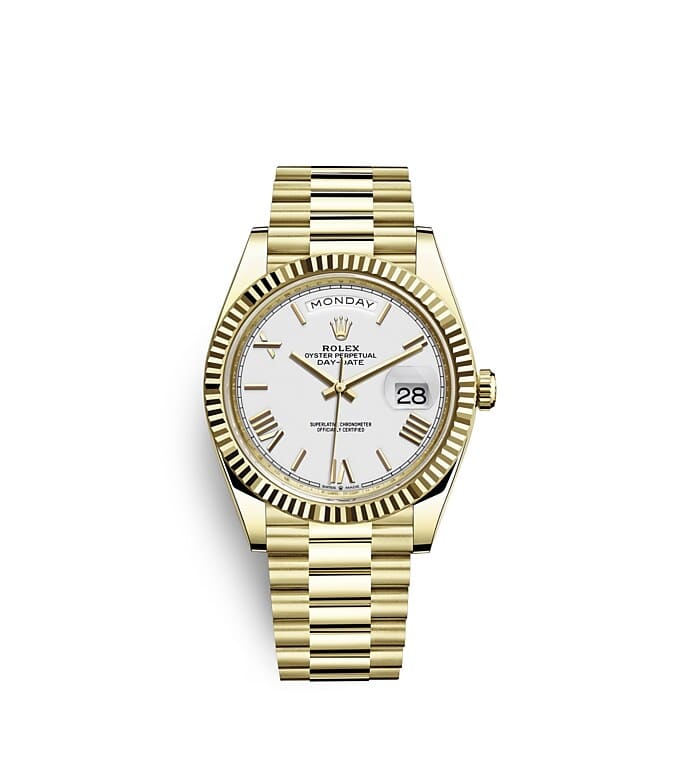 นาฬิกา Rolex Day-Date 40 มม., ทองคำ หน้าปัดสีขาว ขอบหน้าปัดแบบเซาะร่อง