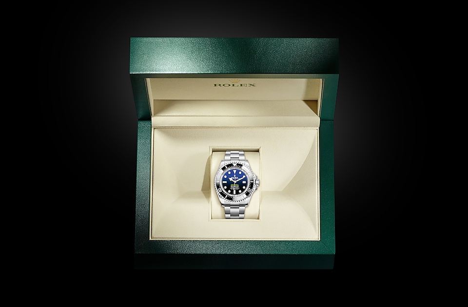 Rolex Deepsea | M136660-0003 | Rolex Official Retailer - Pendulum