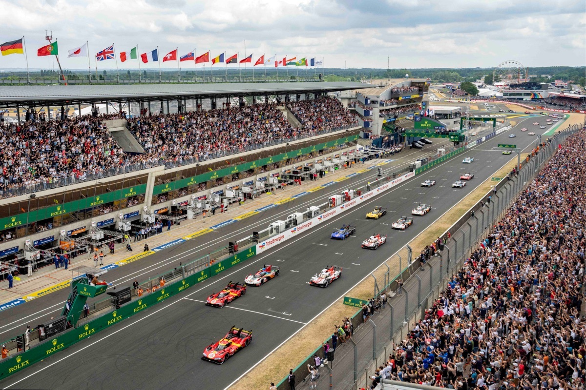 The 24 Hours of Le Mans  - Pendulum