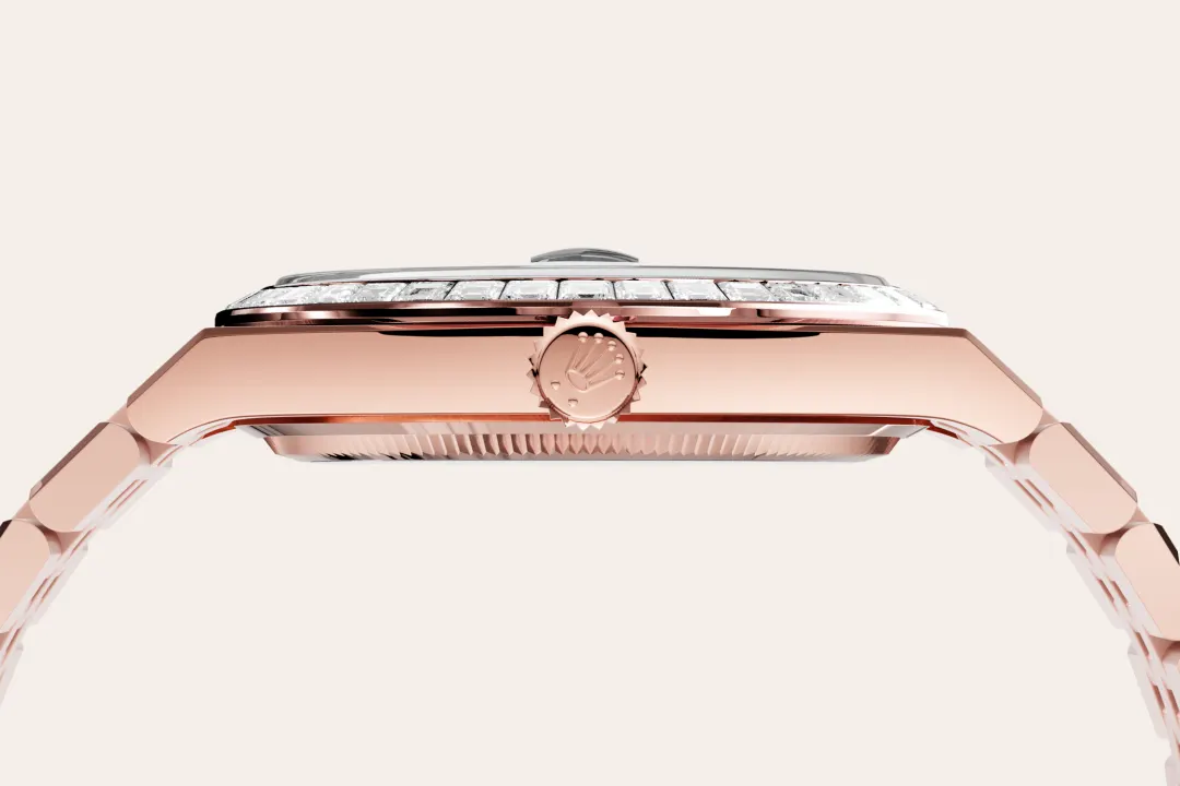 Rolex Land-Dweller in 18 ct Everose gold, M127385TBR-0003 - Pendulum Rolex Land-Dweller in 18 ct Everose gold, M127385TBR-0003 - Pendulum