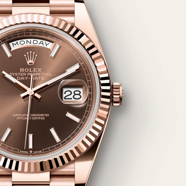 Rolex Day-Date in Everose gold 18 กะรัต, M228235-0053 - Pendulum