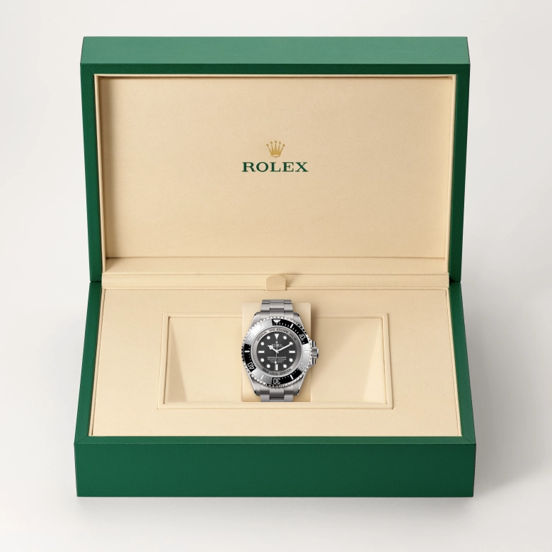 Rolex Deepsea in RLX titanium, M126067-0002 - Pendulum