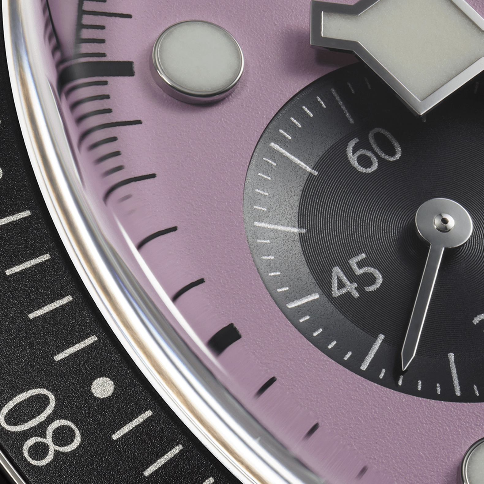 TUDOR WATCH AT PENDULUM