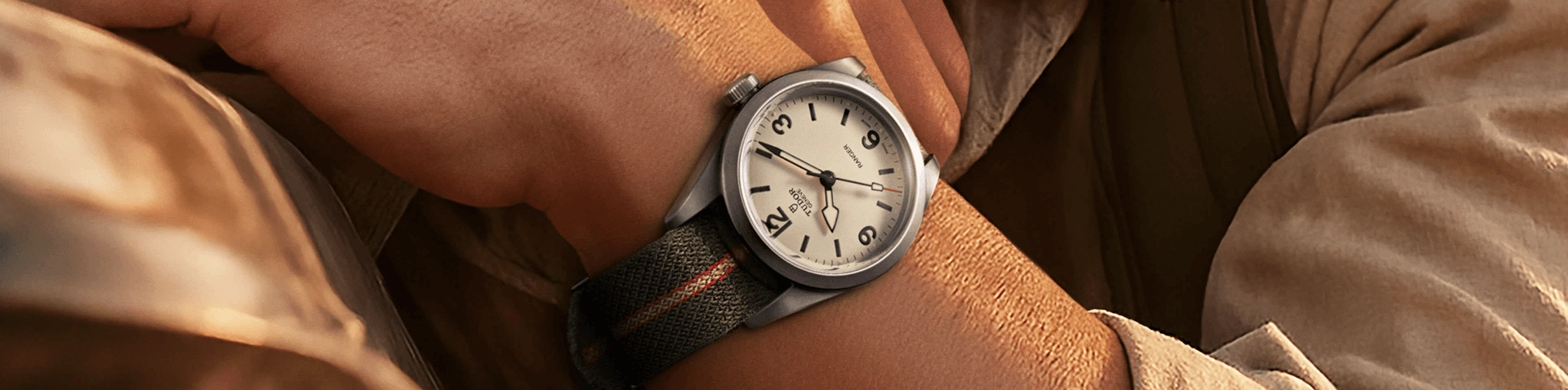 TUDOR WATCH AT PENDULUM