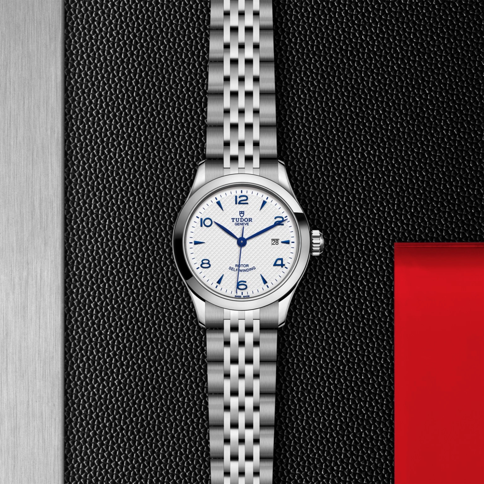 1926 | 91350 | Steel | M91350-0005 | Tudor Official Retailer - Pendulum