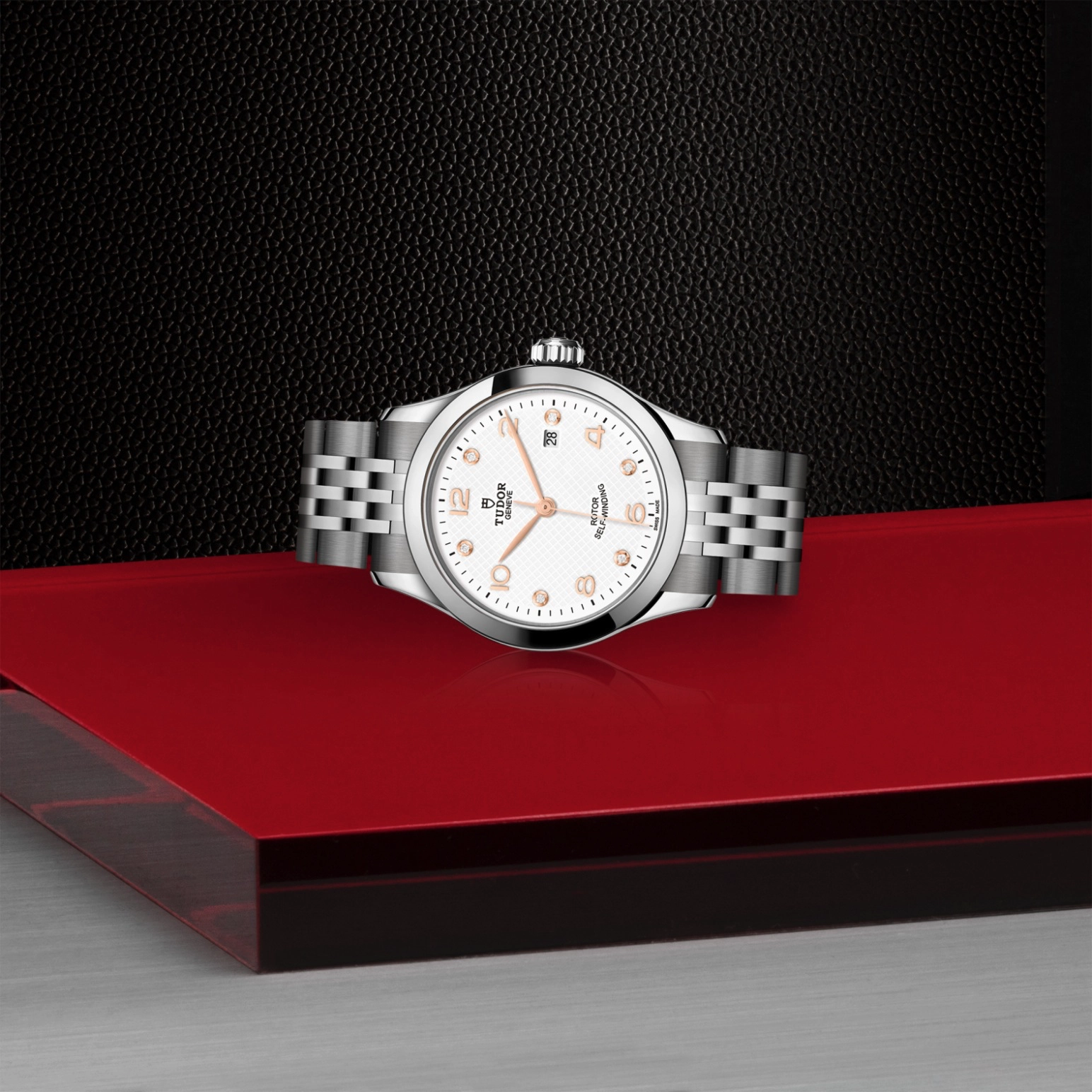 1926 | 91350 | Steel | M91350-0013 | Tudor Official Retailer - Pendulum