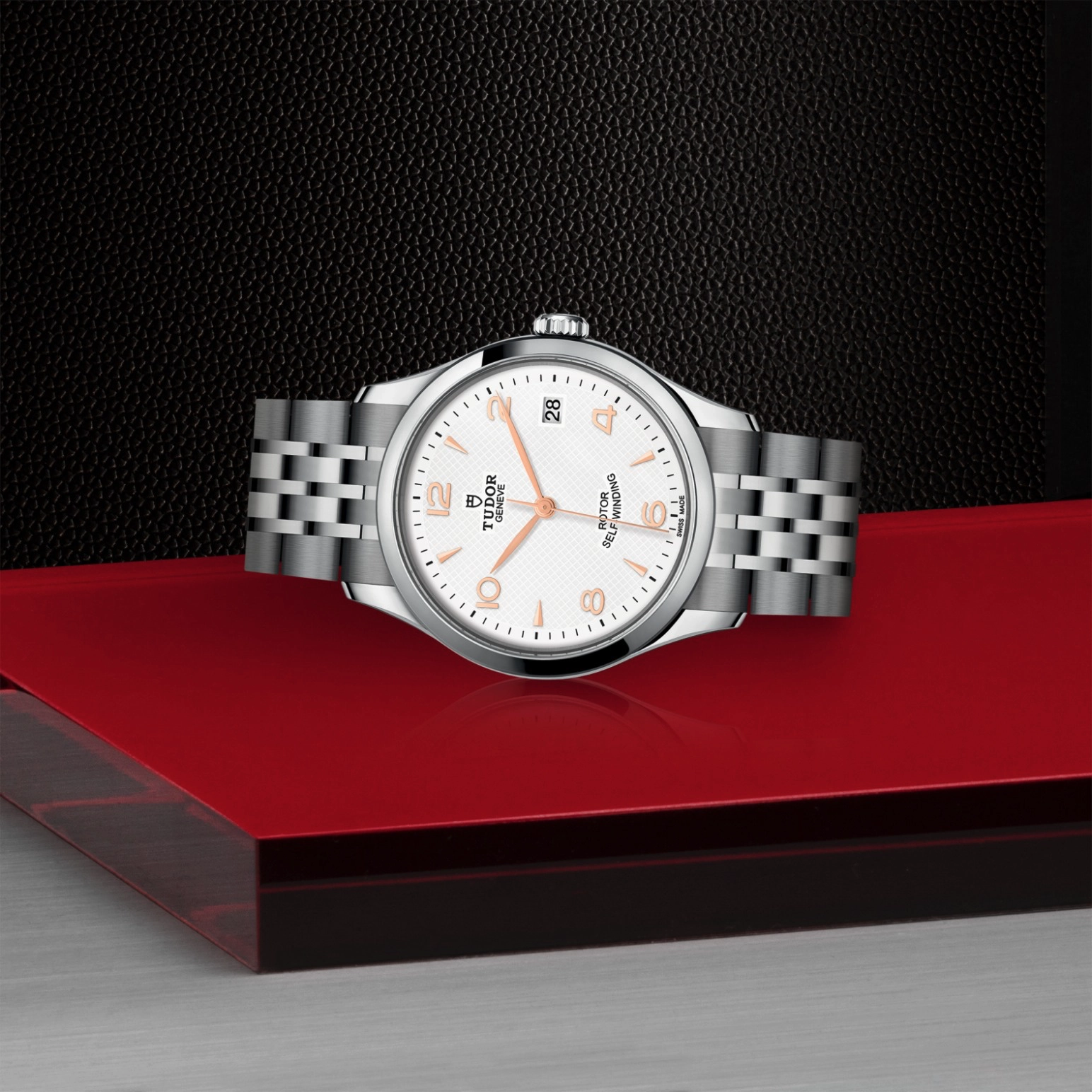 1926 | 91450 | Steel | M91450-0011 | Tudor Official Retailer - Pendulum