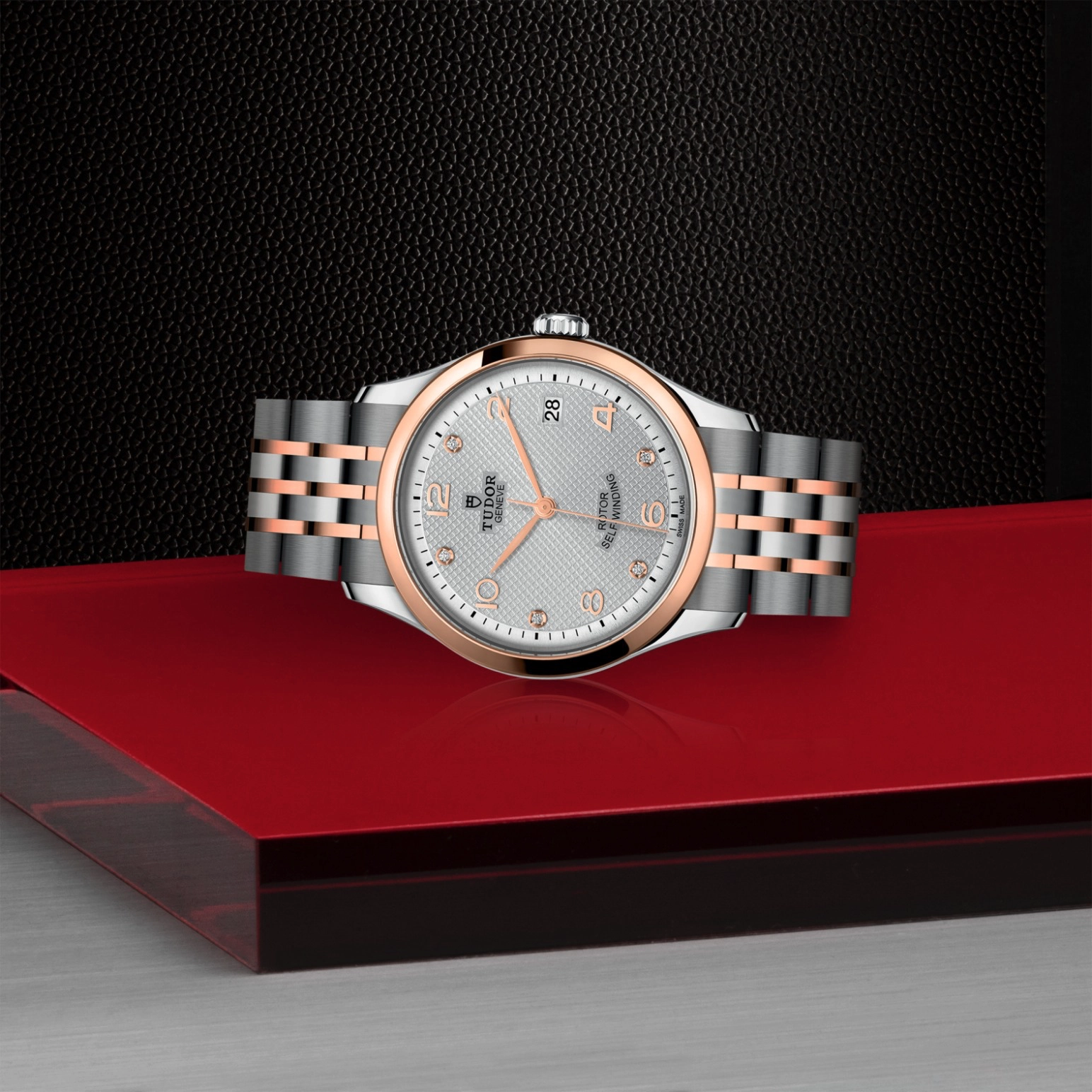 1926 | 91451 | Steel and Gold | M91451-0002 | Tudor Official Retailer - Pendulum