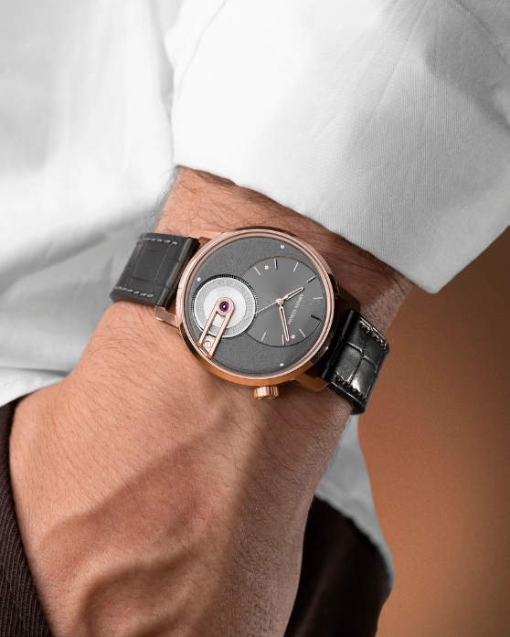 Product Gallery Image