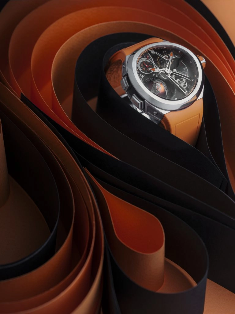GMT SPORT “SINCERE FINE WATCHES SPECIAL EDITION” image of Pendulum