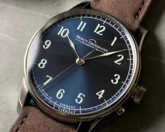 MG-002909 image of Pendulum